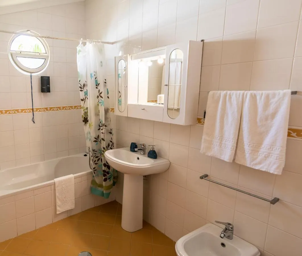 Apartamento Pedras Pretas Porto Santo 0*,